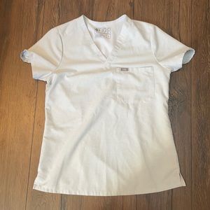Women’s Figs scrub top
